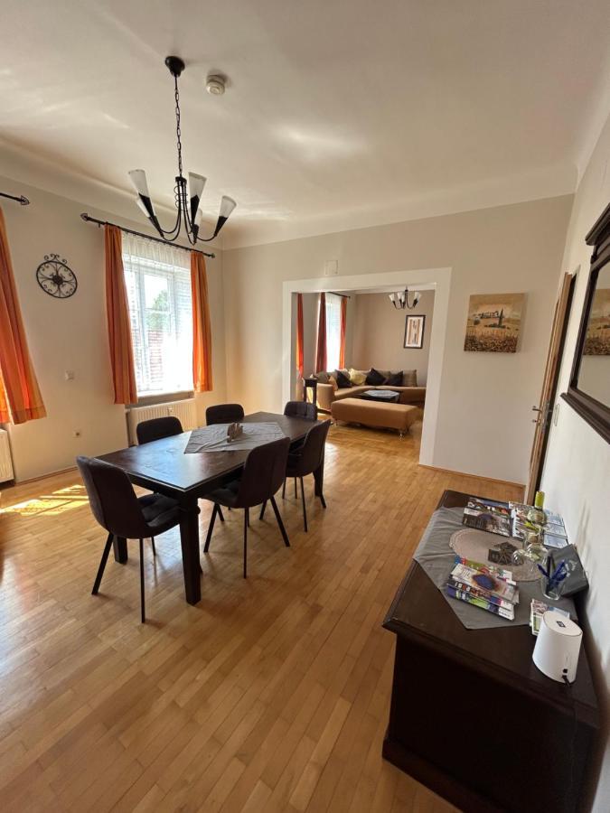 Grosse Ferienwohnung Klagenfurt am Woerthersee Екстер'єр фото